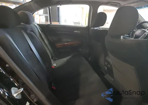 2011 Honda Accord Ex z USA, uszkodzony, nr VIN 1HGCP2F7XBA030131